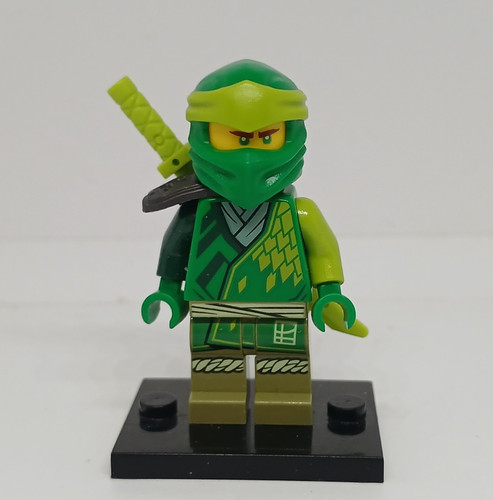 Lego ninjago lloyd core - ninjago:,